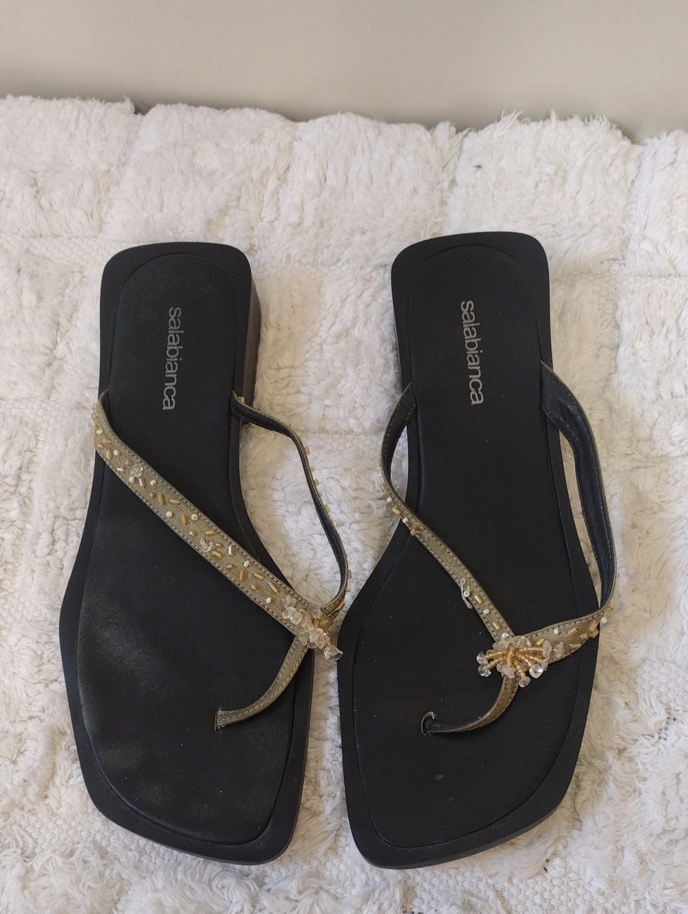Salabianca Black and Gold Embellished Women's Thong Sandals Size 8